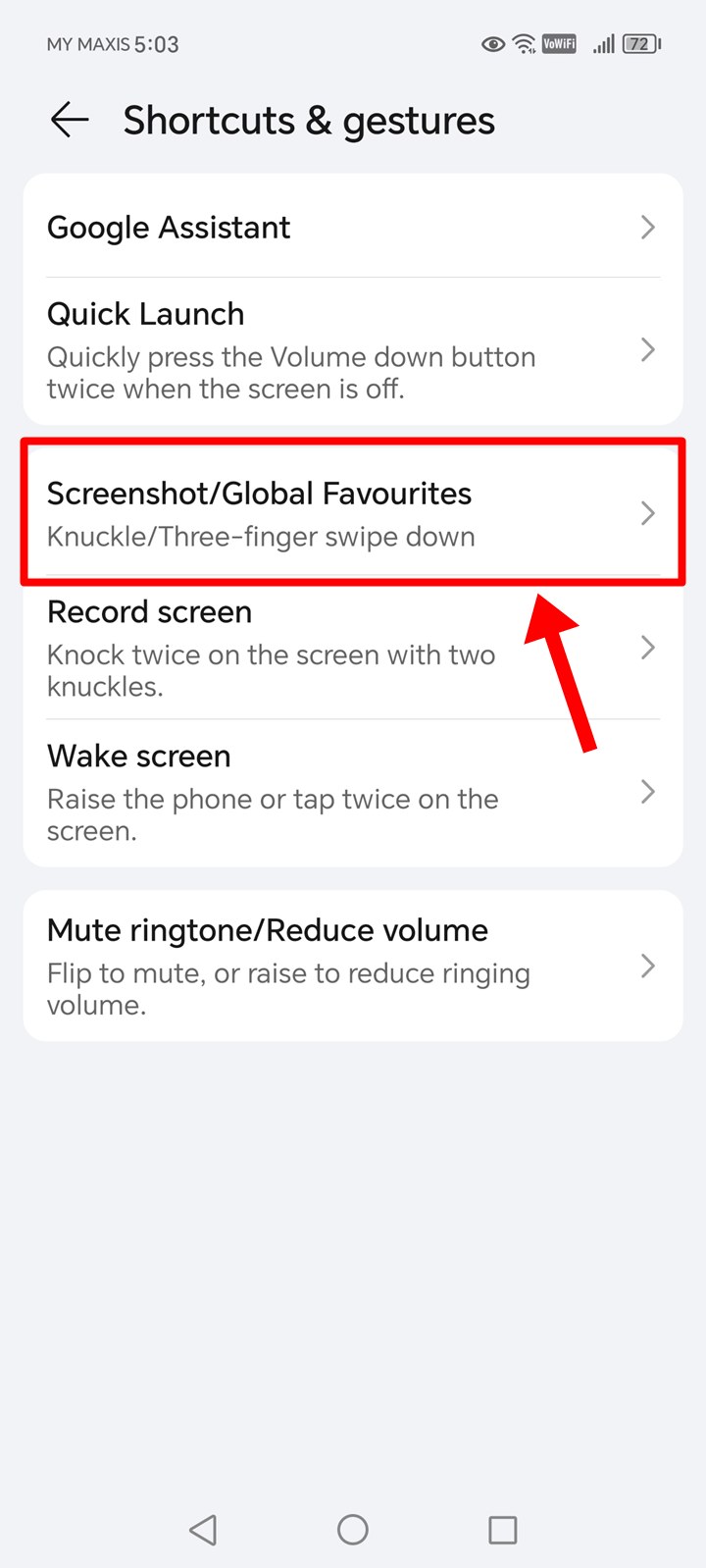 The "Screenshot/Global Favorites" option on an Honor phone has been highlighted.