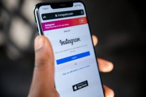 5 Ways to Find Out if an Instagram Account is Private or Public