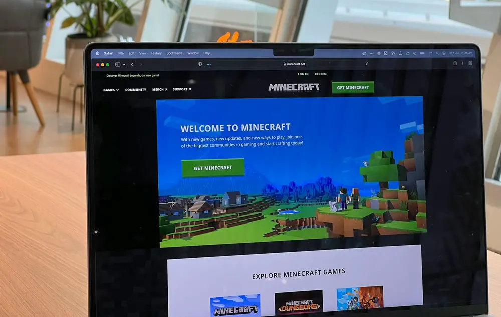 Playing Minecraft on a laptop